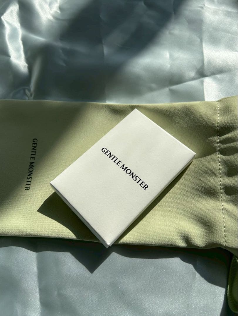 GENTLE MONSTER（ジェントルモンスター）Futura 02(BRG)