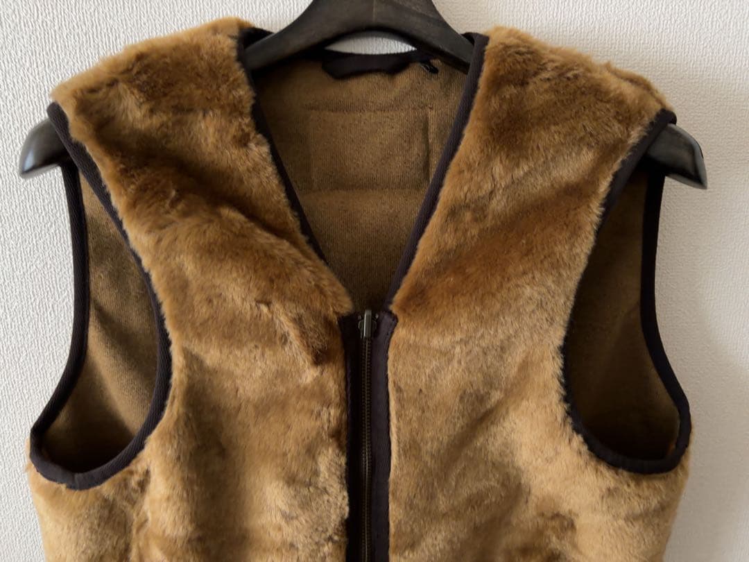 新品未使用★バブアーBarbour SL 36ファー ライナー　ベスト　ブラウン