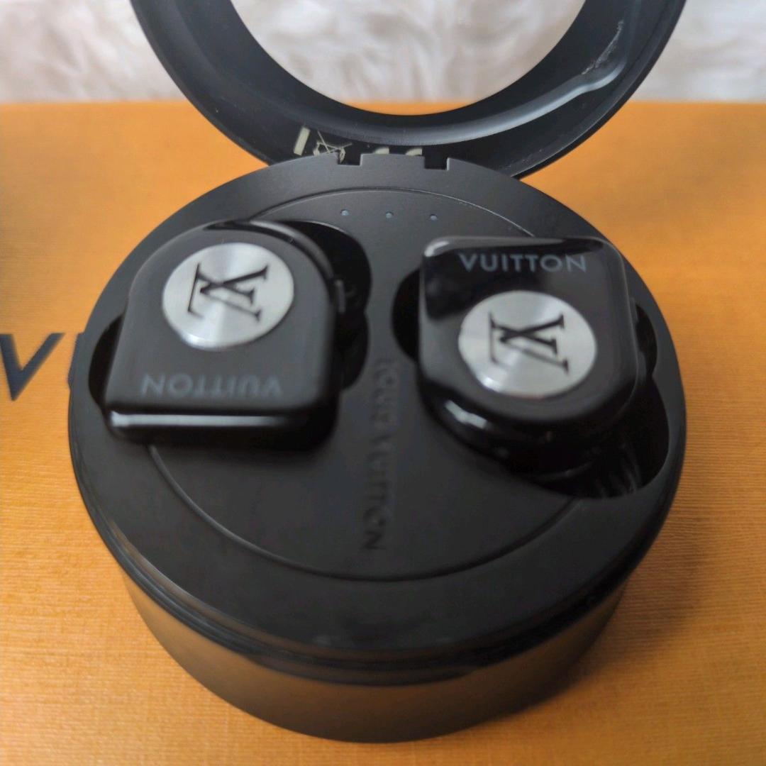 Louis Vuitton ルイヴィトン ホライゾンワイヤレス イヤホン　付属品