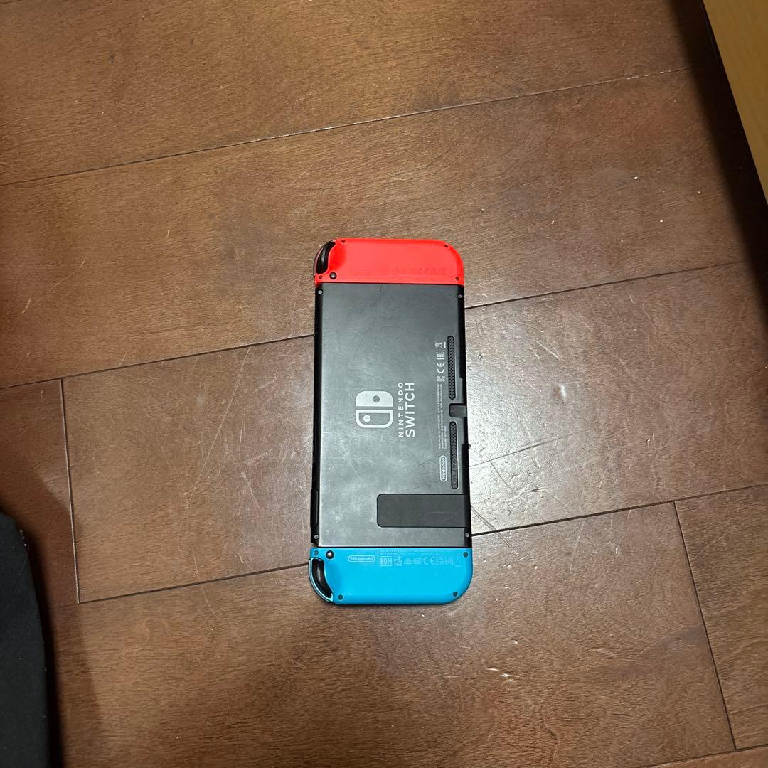 iPhone 15 256GBブラック ケース付き