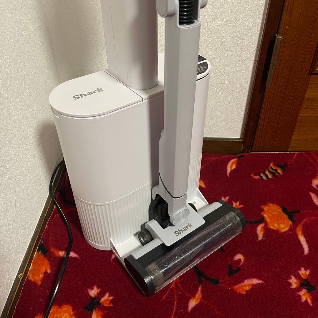シャーク　スティッククリーナー　【LC351JWH】 動作確認済み