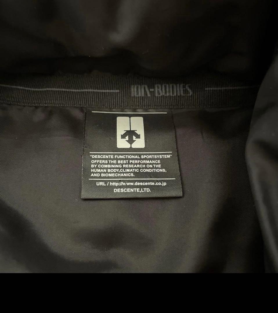 美品！DESCENTE ダウンパーカー デサント ブラック アルパイン