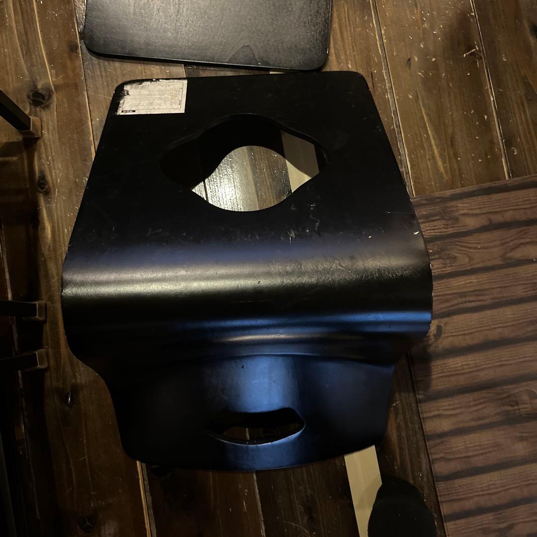 木製座椅子 黒 穴あきデザイン 8枚セット