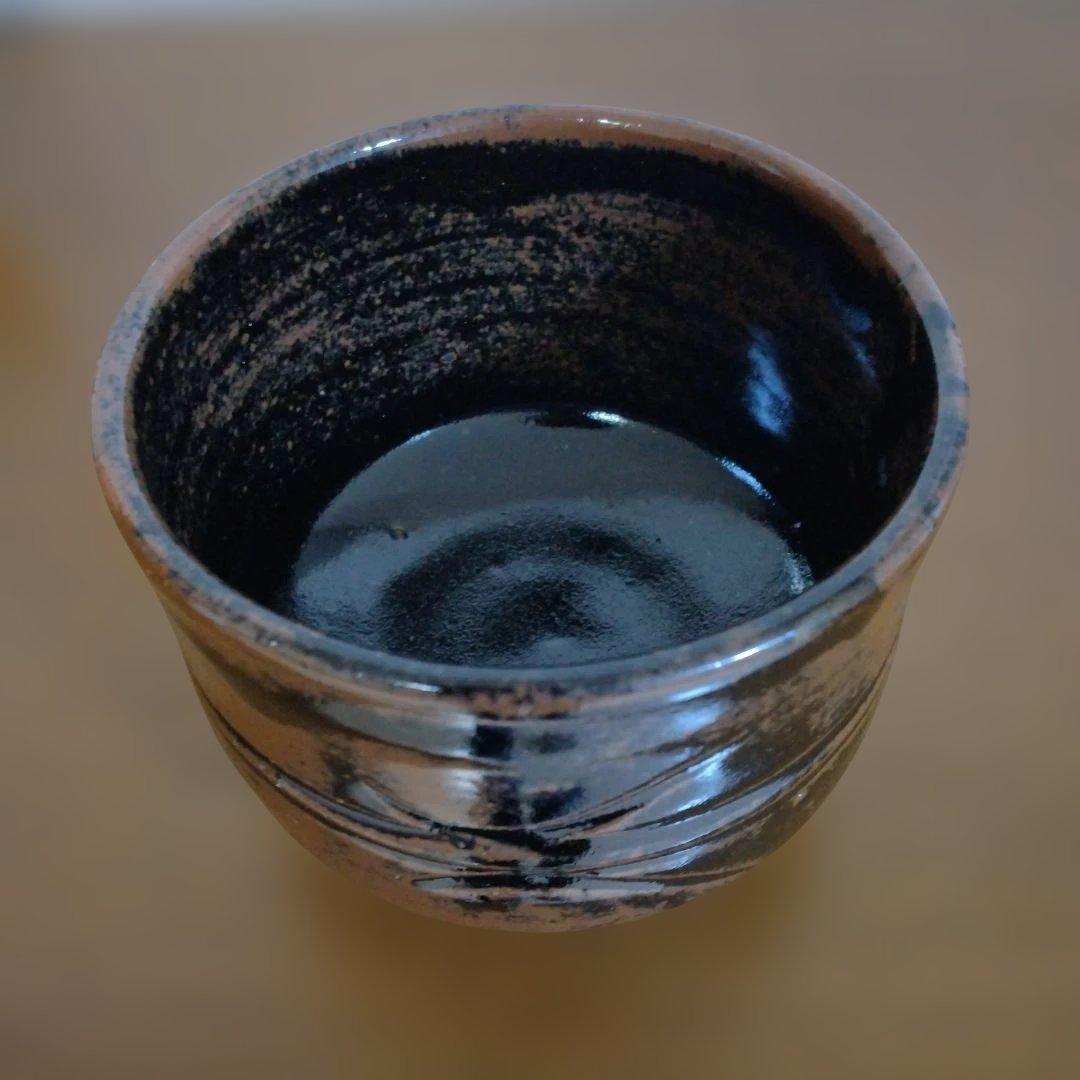 人間国宝　濱田庄司さんの「掛釉彫絵茶碗」 益子焼