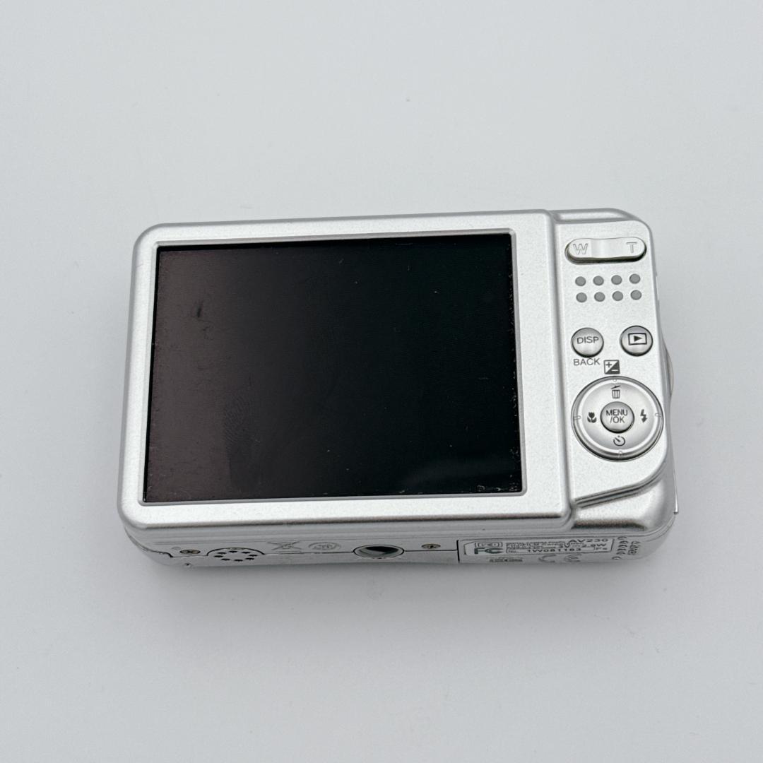 【美品】FUJIFILM FinePix AV230 デジタルカメラ シルバー