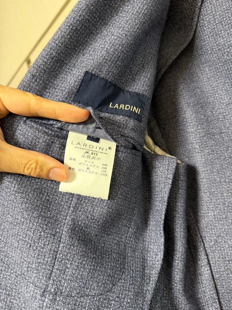 LARDINI テーラードジャケット フラワーピン付き