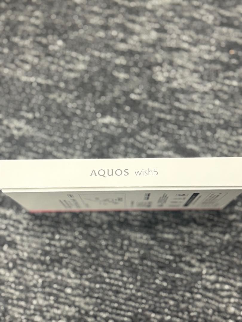 ☆新品未使用品☆ AQUOS wish 5 本体①