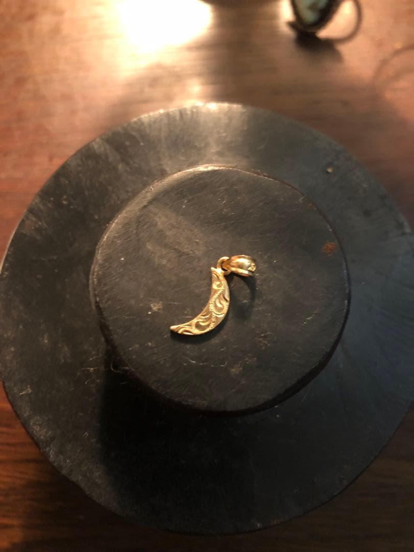 ハワイアンジュエリー　三日月