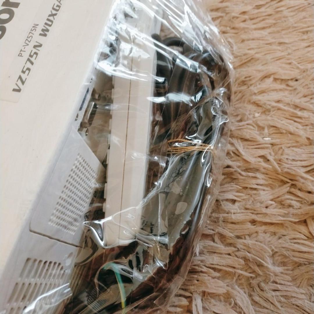 Panasonic 業務用プロジェクター PT-VZ575NJ WUXGA