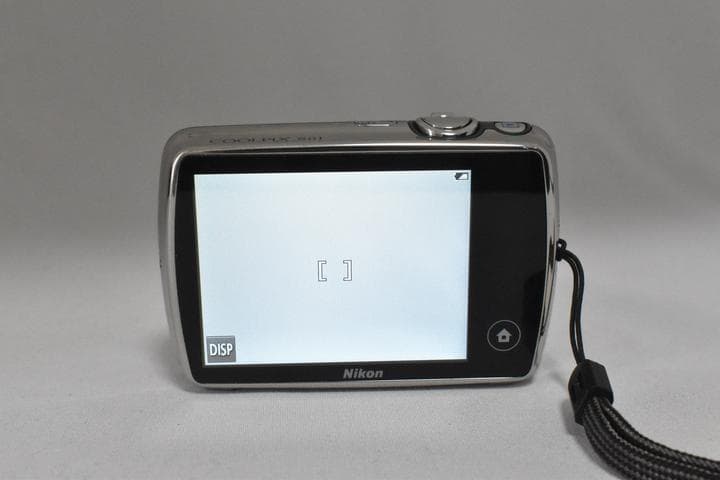 Nikon ニコン COOLPIX S01 シルバー 鏡面