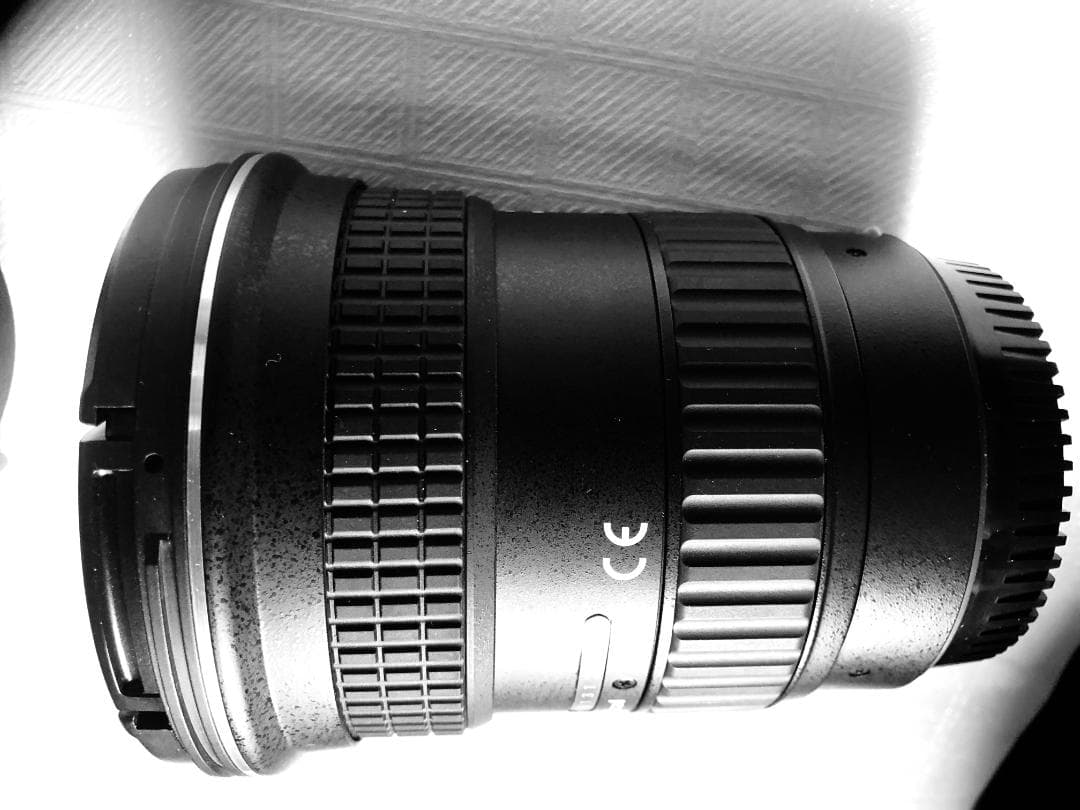 トキナー　tokina AT-X17-35 F4 PRO FX