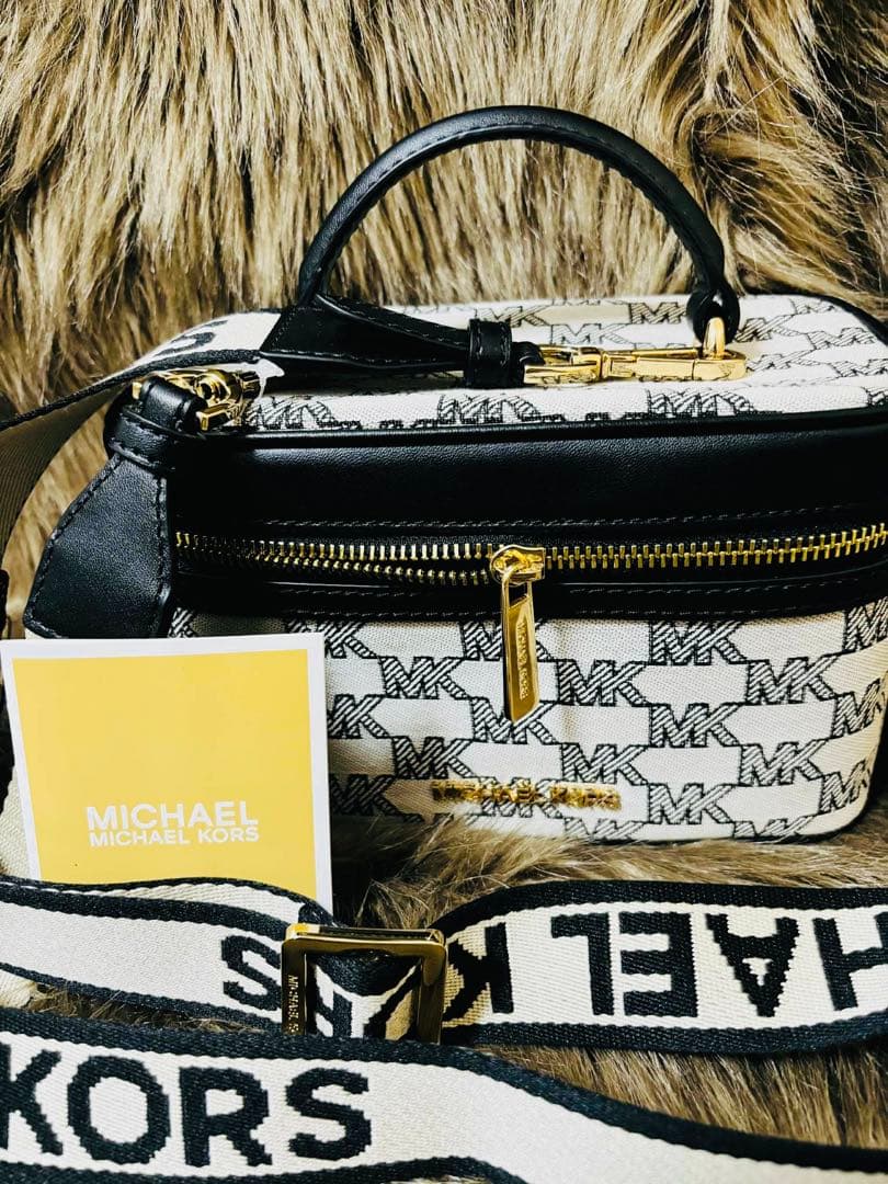 MICHAEL KORS MKロゴボディバッグ