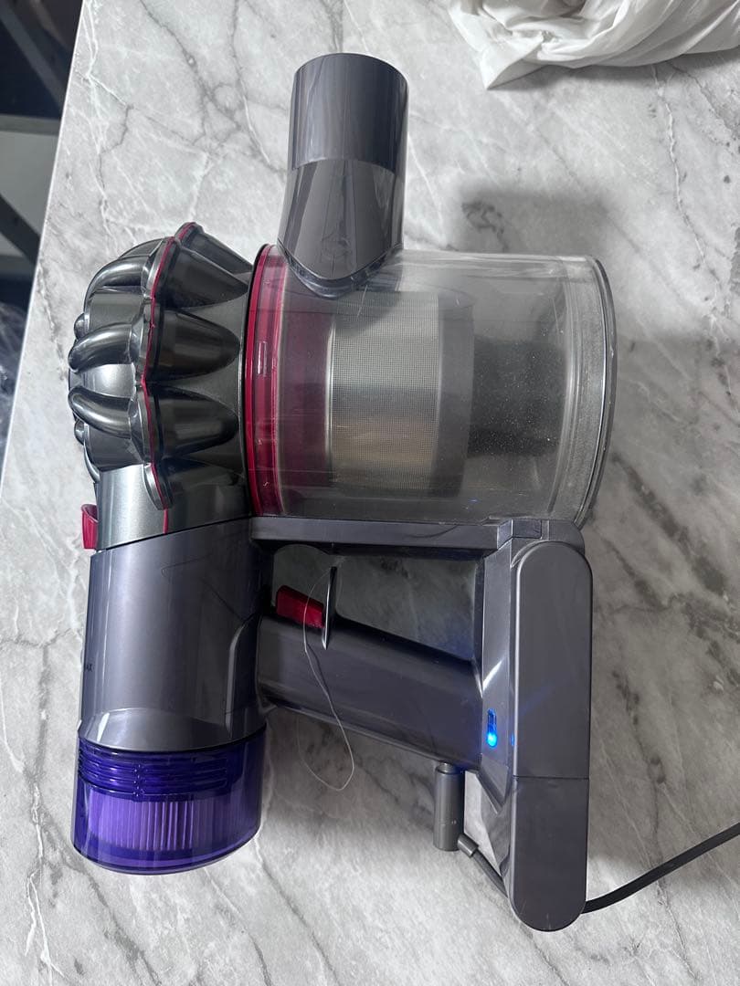 dyson ダイソン　V8 Slim Fluffy SV10K