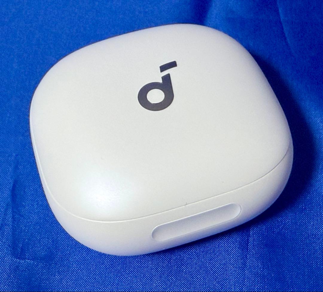 美品 Anker Soundcore Liberty 4 Pro ホワイト