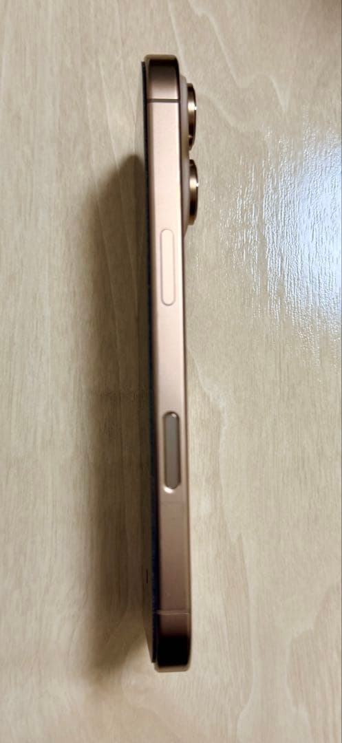 iPhone 16 Pro 256GB デザートチタニウム 美品