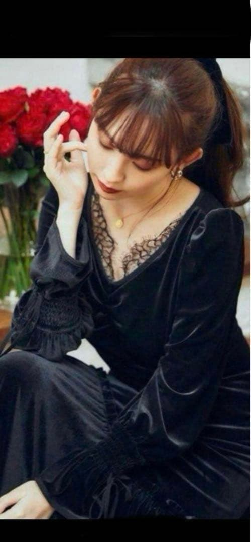 【即発送】Herlipto パーリップトゥ　ベロアワンピース　ブラック　ドレス