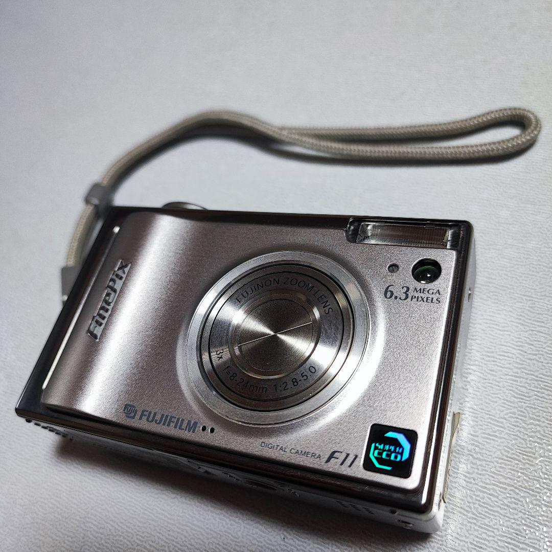 Fujifilm FinePix F11 6.3メガピクセル デジタルカメラ