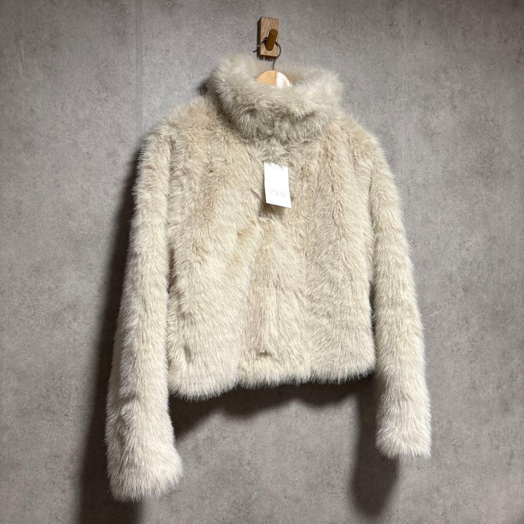 ZARA ザラ ショートフェイクファーコート L