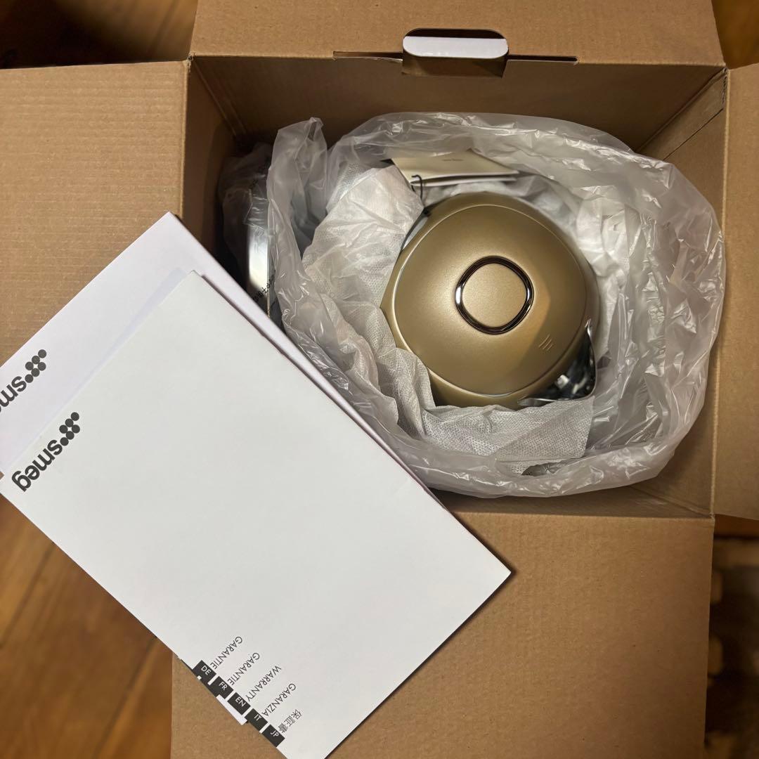 匿名便　SMEG スメッグ　電気ケトル シャンパンマット