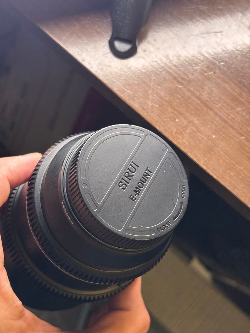 Sirui 40mm T1.8 1.33x ニュートラルフレア