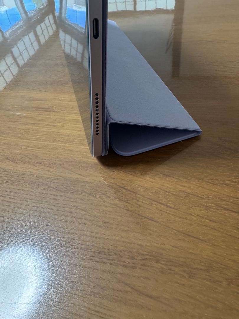 iPad Air6 11inch M2 Wi-Fi ２５６GB　純正フォリオ付き