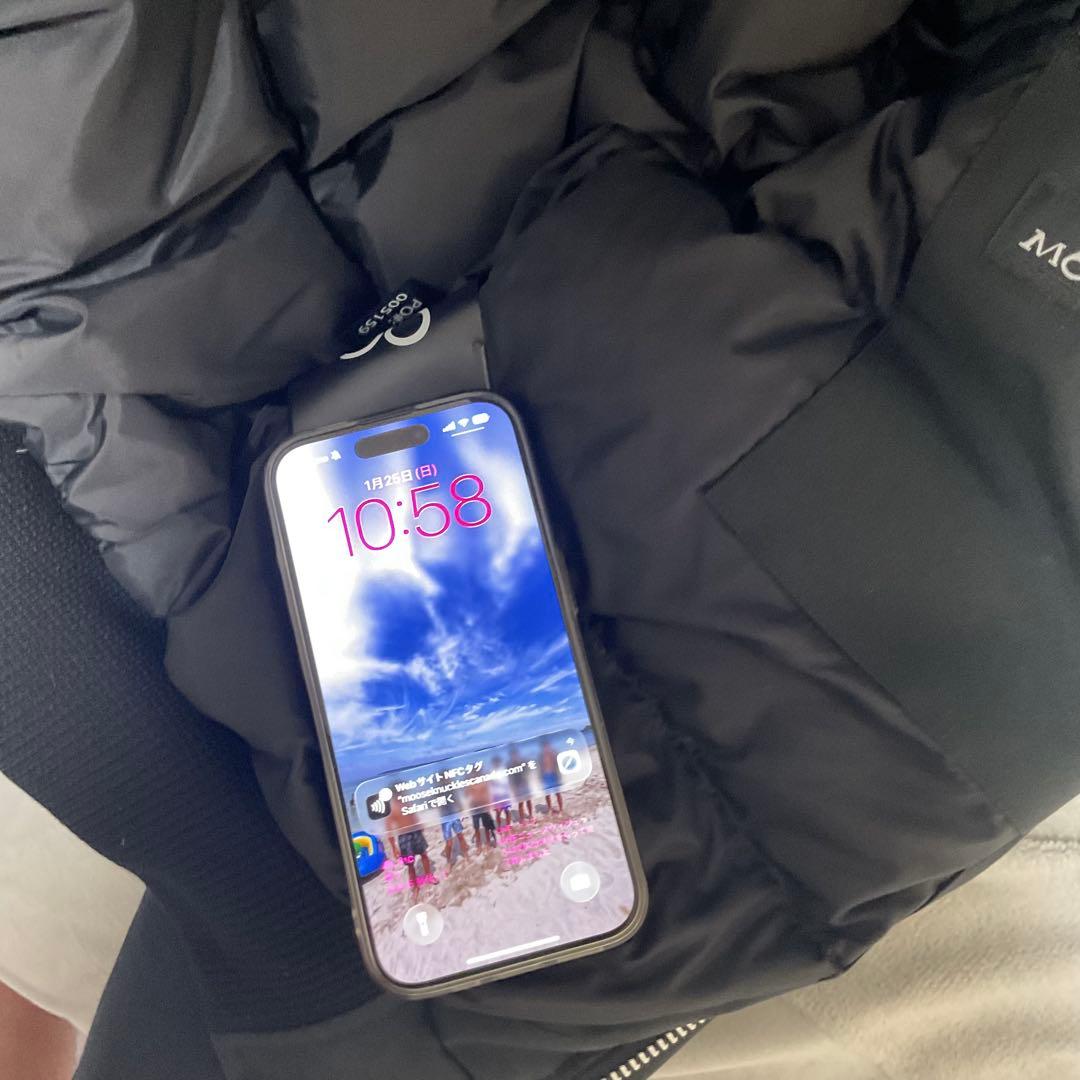 Moose Knuckles ブラックダウンジャケット