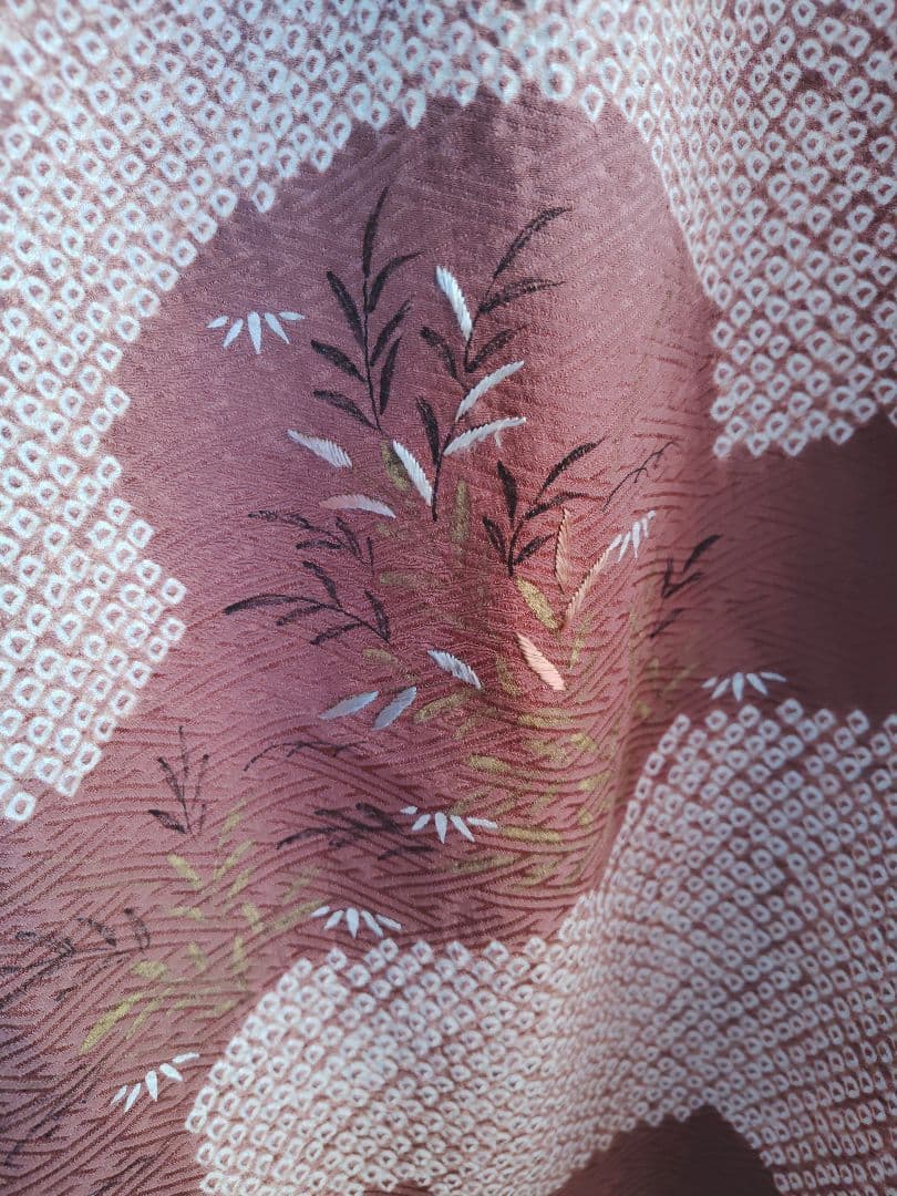 身幅53【紋付き-紗綾形地紋ワンピース】着物リメイク