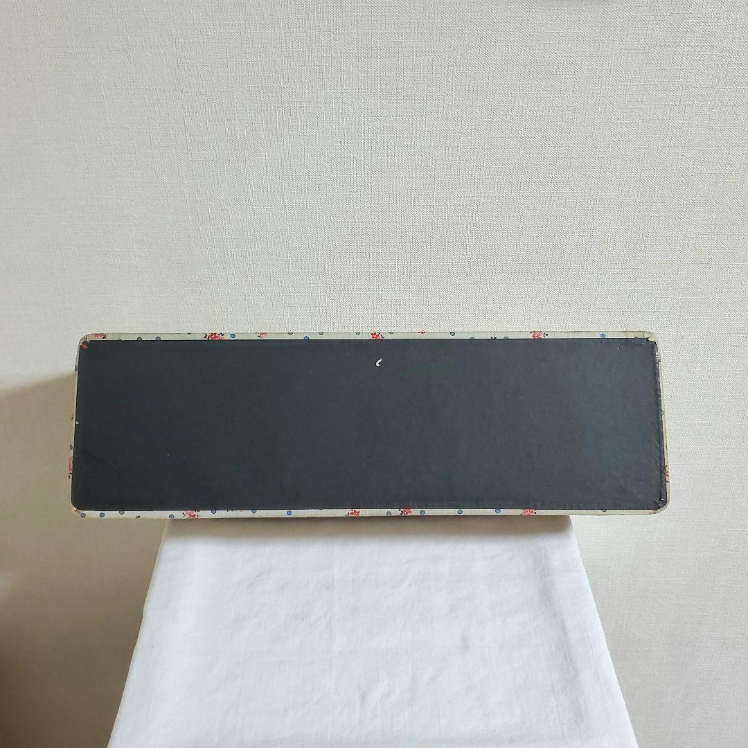 アンティーク　カルトナージュ　大きめボックス