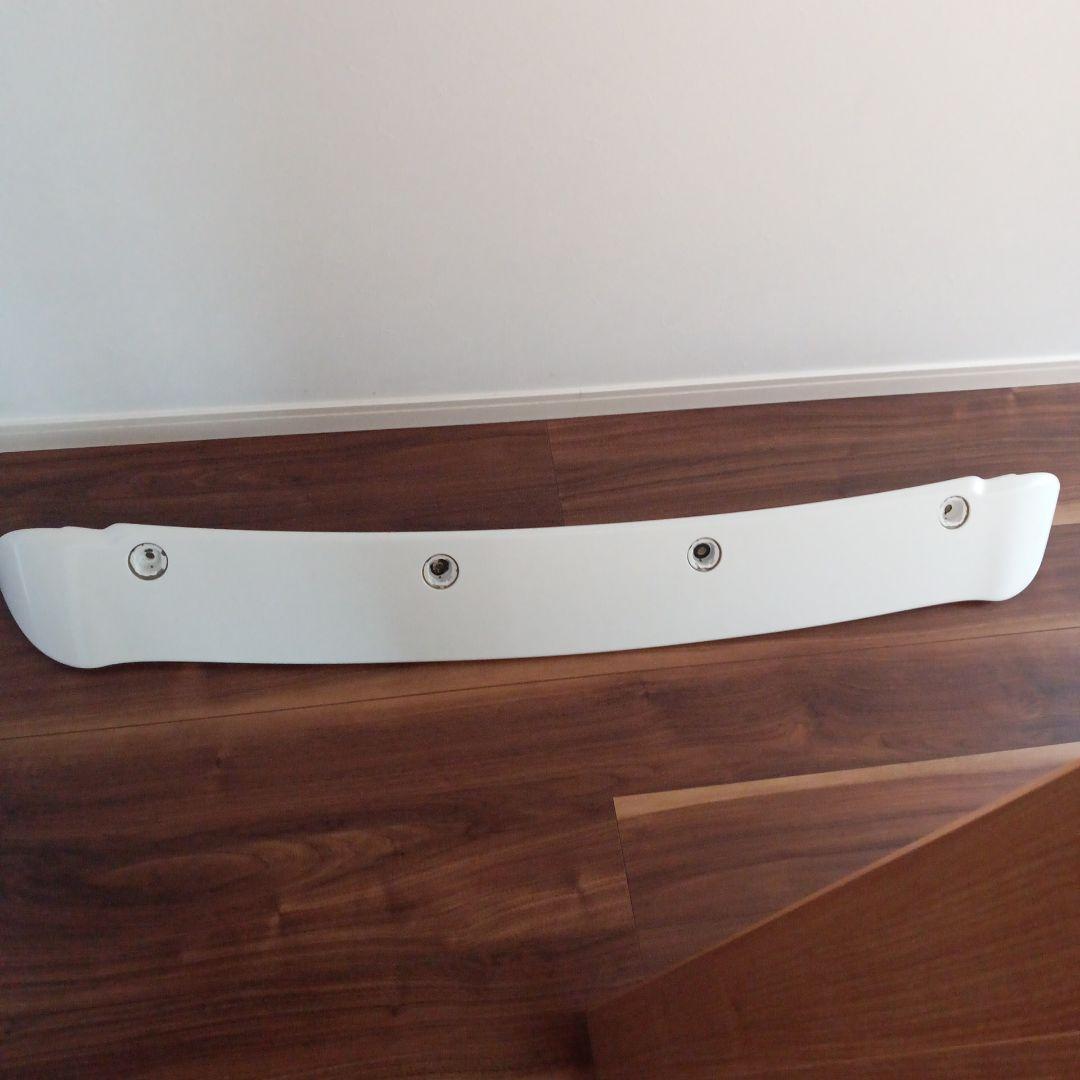 TOYOTA 純正ハイエースリアウィング