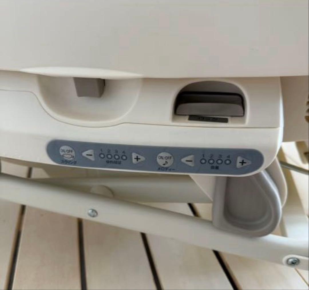 ネムリラ AUTO SWING エッグショック　ハイローチェア