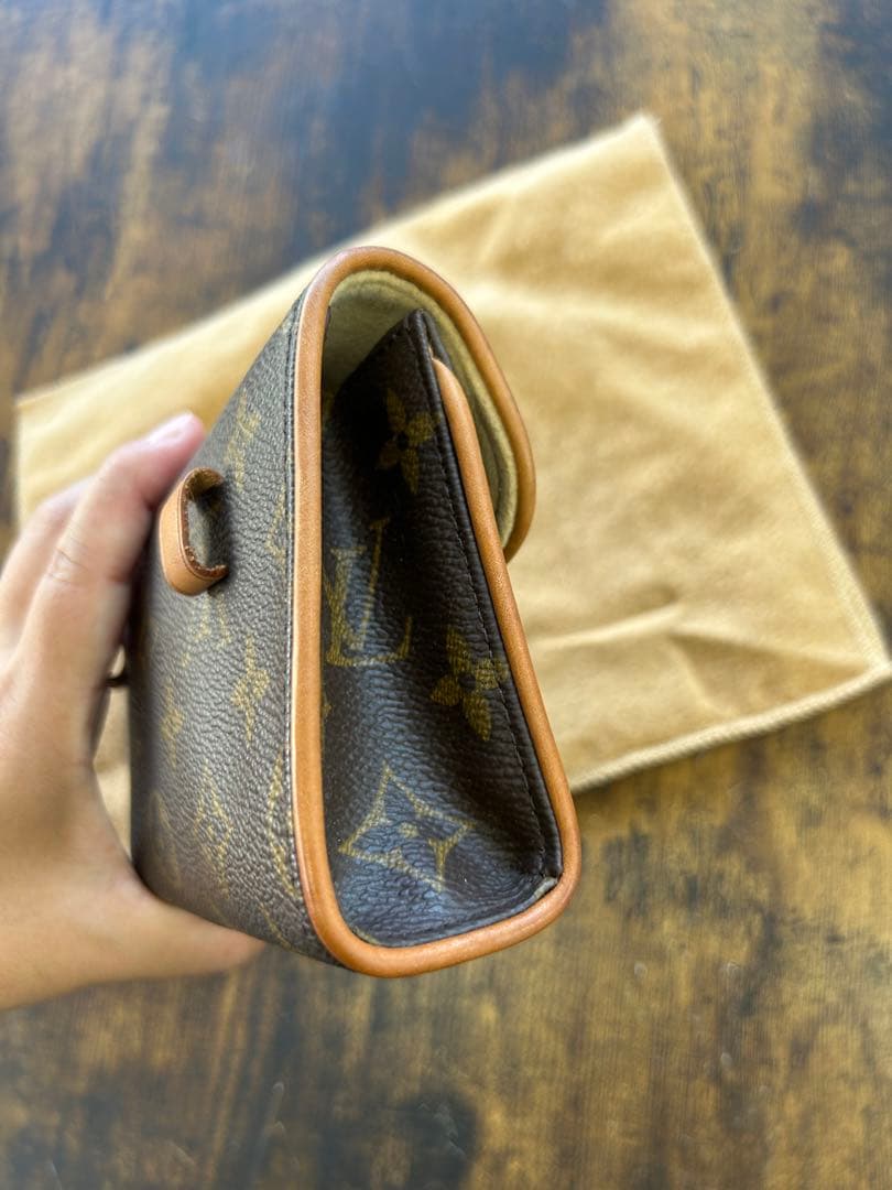 G95 ヴィトン バッグ ポシェットフロランティーヌ