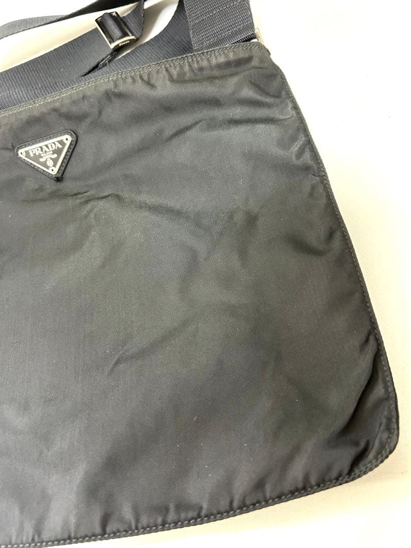 PRADA プラダ メッセンジャー ショルダー　バッグ　ナイロン　黒