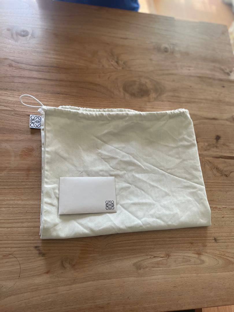 よる【ロエベ】GATE TOP HANDLE GRID BAG