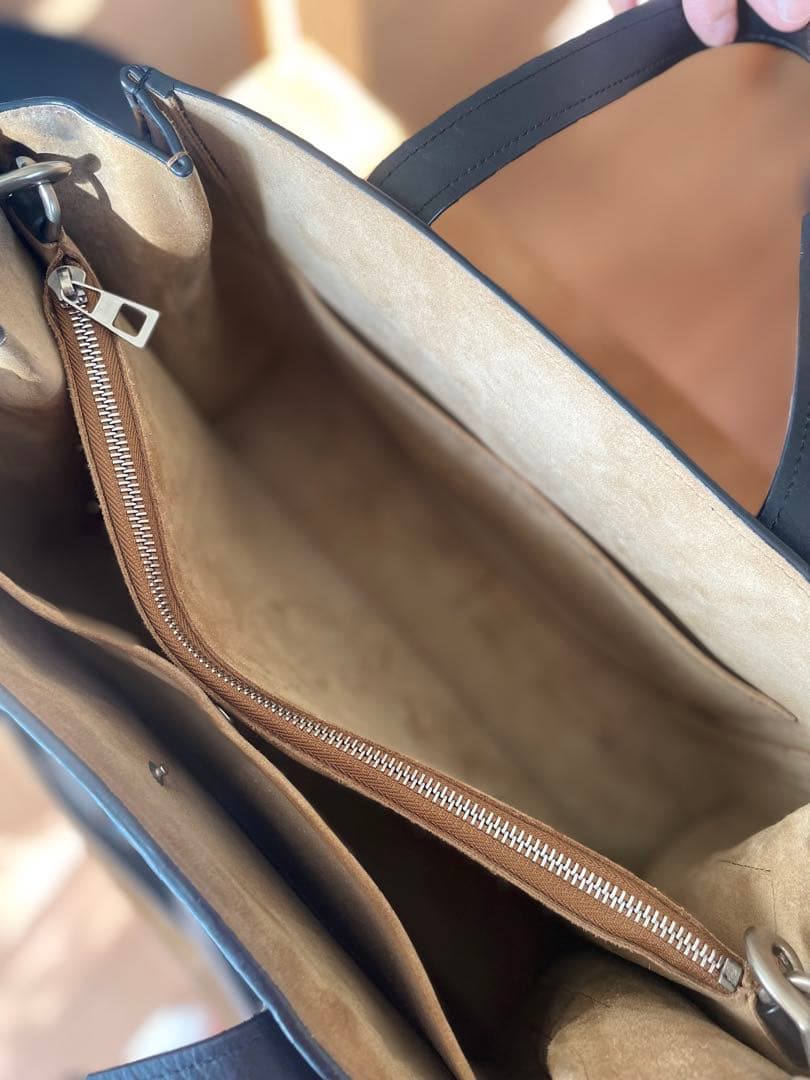 よる【ロエベ】GATE TOP HANDLE GRID BAG