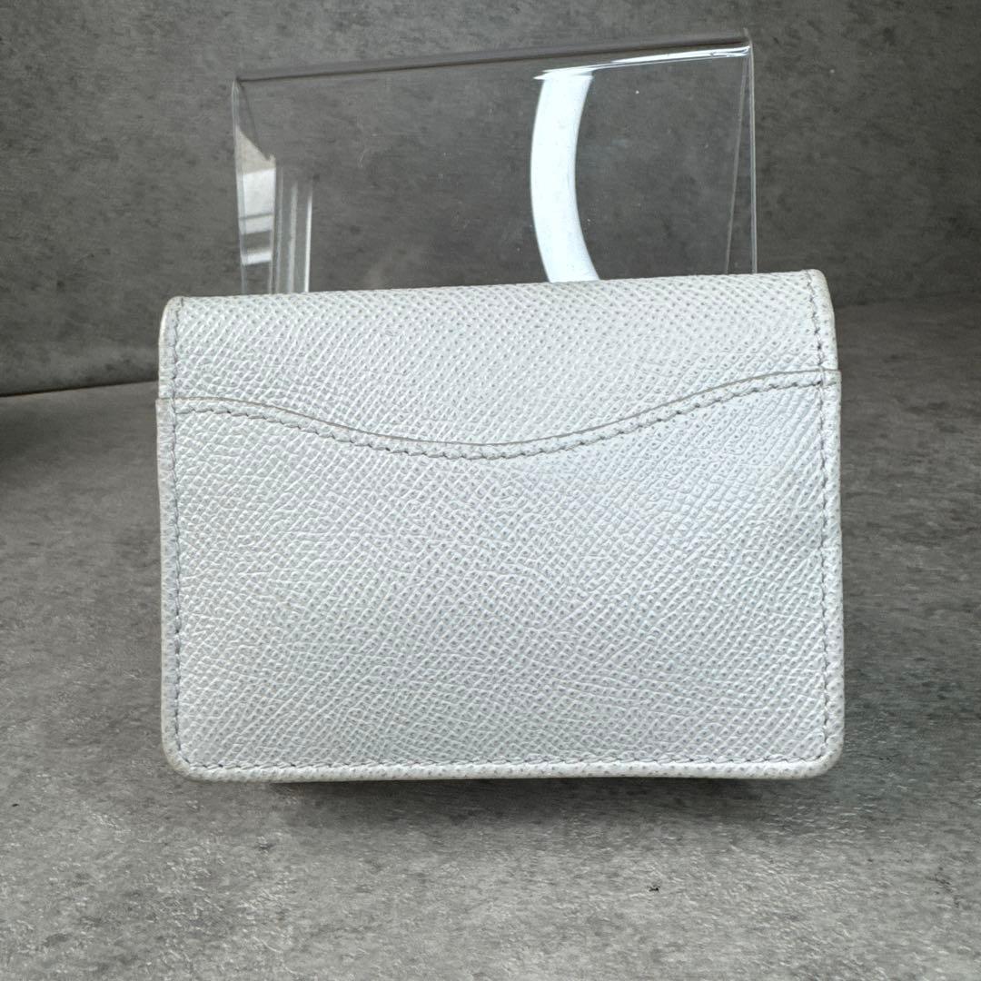 美品！サルヴァトーレフェラガモ カードケース ガンチーニ　レザー名刺ケース