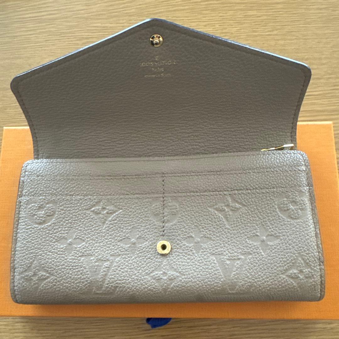 Louis Vuitton ポルトフォイユサラ　長財布