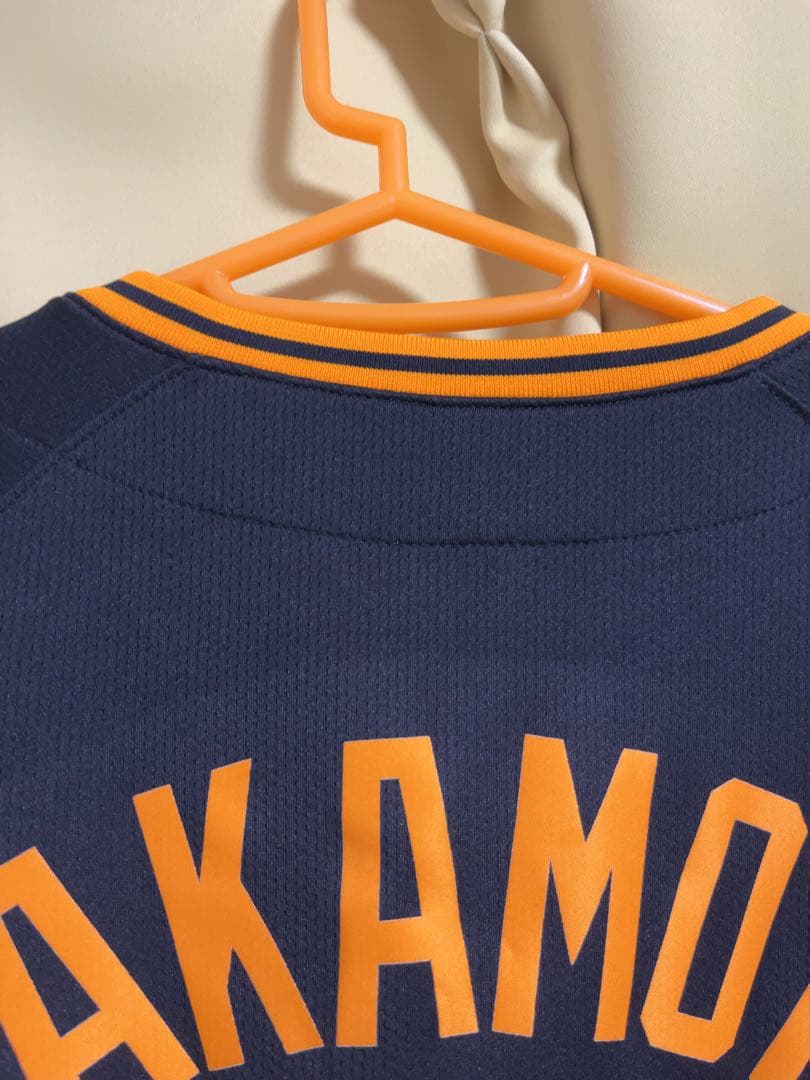 ジャイアンツGIANTS 坂本勇人　3rdユニフォームMサイズ　エンブレム付き