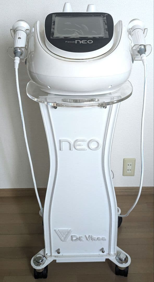 フォーカスネオプロハイフ 専用ジェル付 一部ヘッド新中古 エステ機器 美顔器痩身