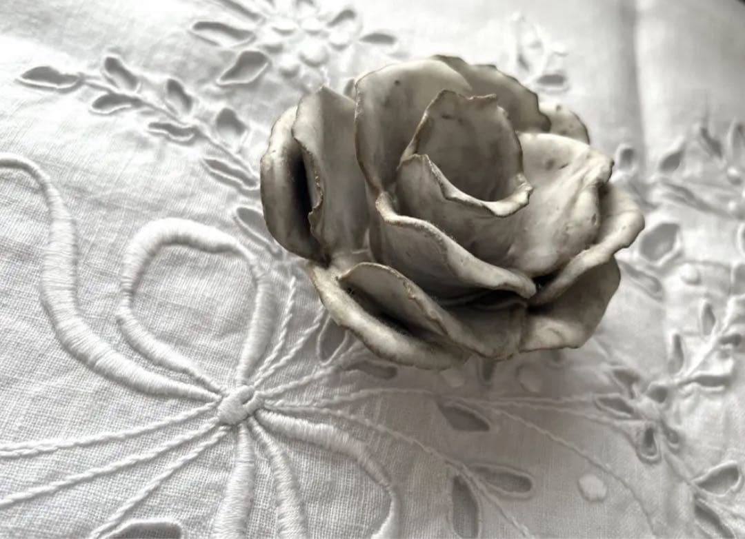 薔薇 キャンドルスタンド 陶器 オブジェ