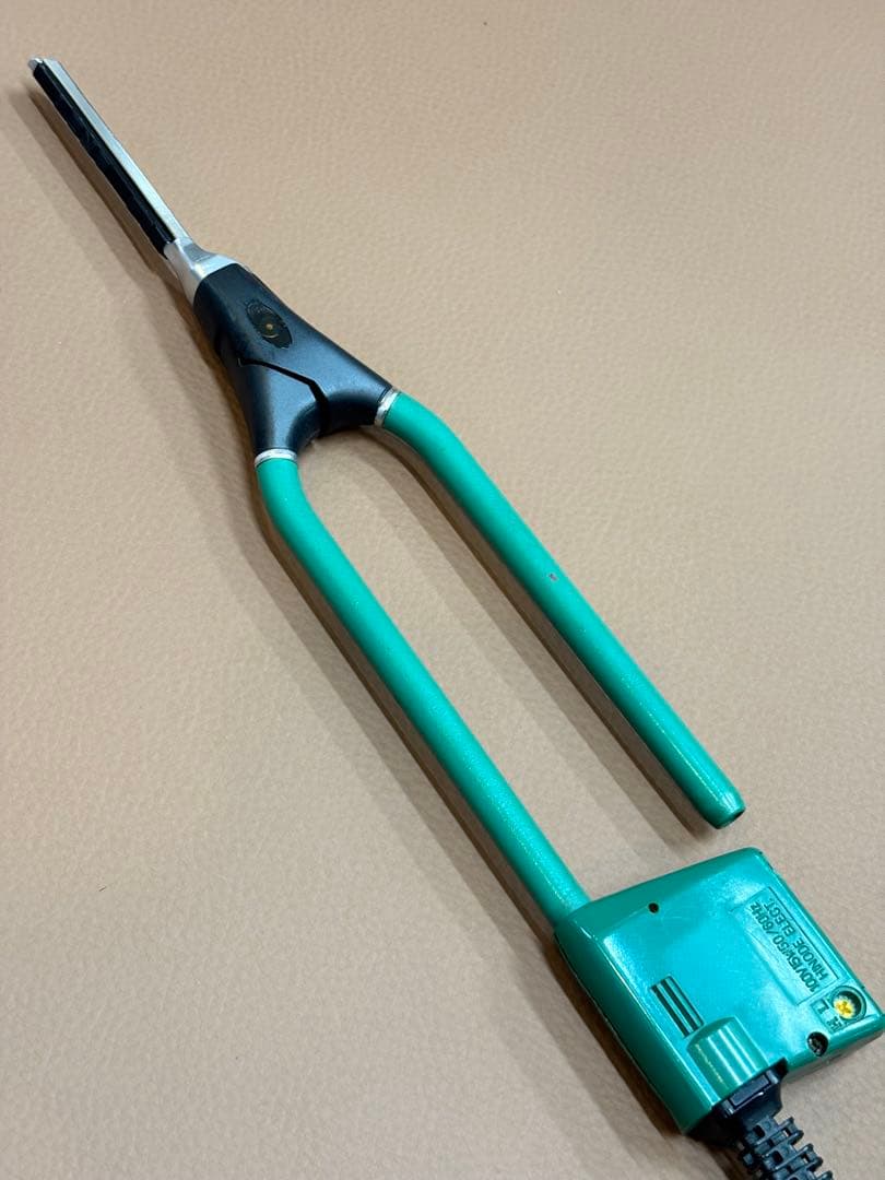 LENZ α-4Gレンツアイロン 5角 4ミリ　理容アイロン　ラバー新品