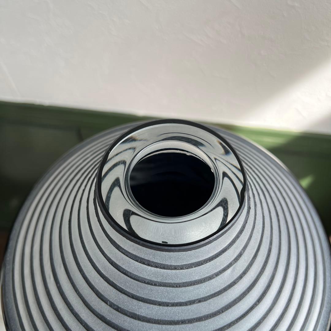 k870 EMILIO Vase LSA モダンフラワーベース ガラス ブラック