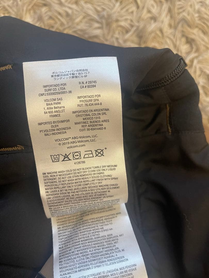 VOLCOMボルコム　スノーボードウェアkids XL