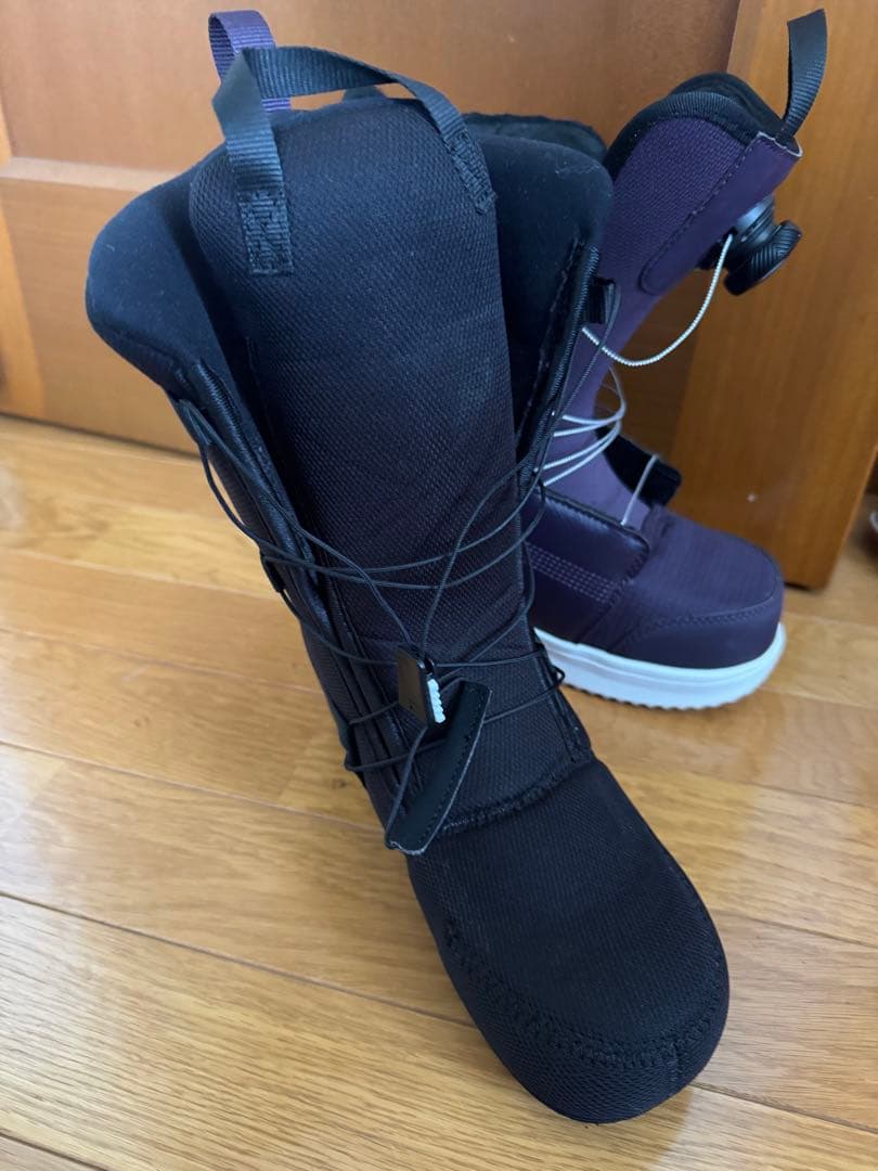 女性用スノーボードブーツ パープル　salomon 24.5センチ美品