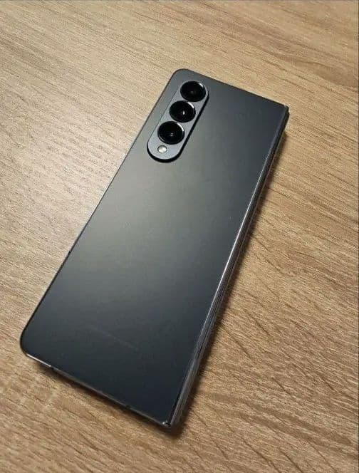 Galaxy Z Fold4（256GB）