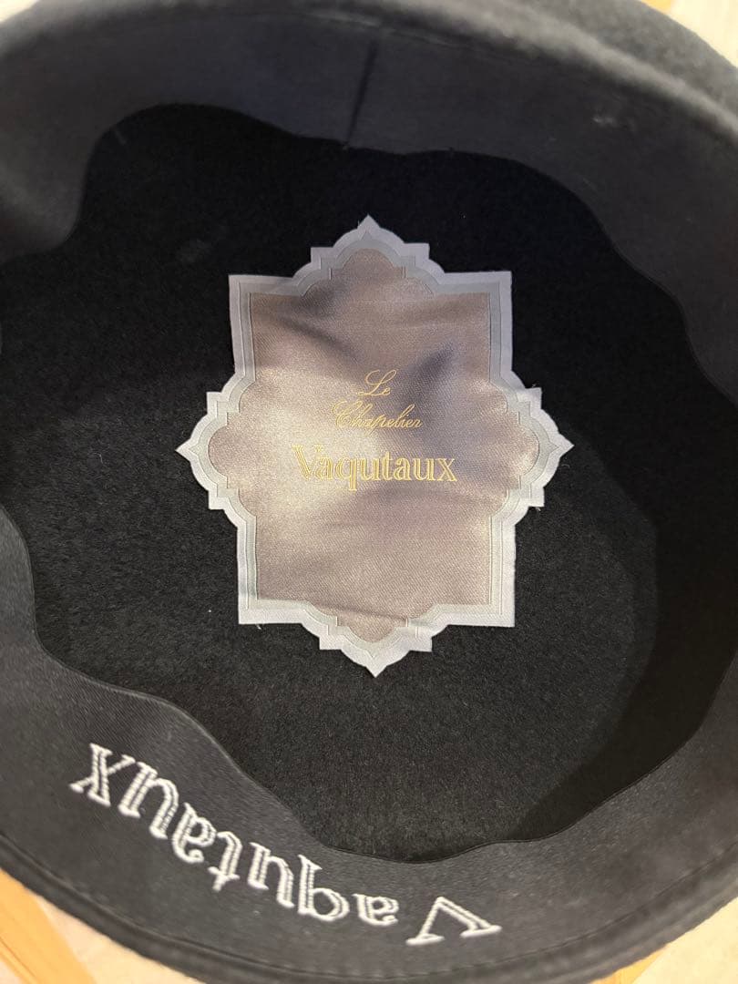 Vaqutaux ファー付きベレー帽 キノコちゃん ヴァクトー