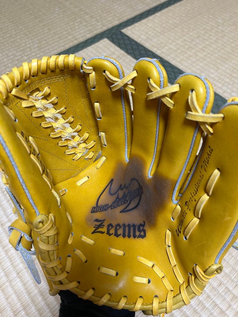 き*う様 美品 Zeems 軟式グローブ ピッチャー用 一般 大人