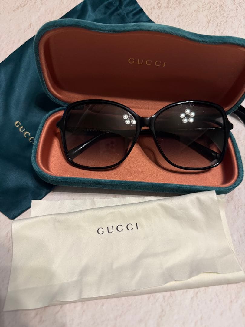GUCCI サングラス GG0546SK グッチ