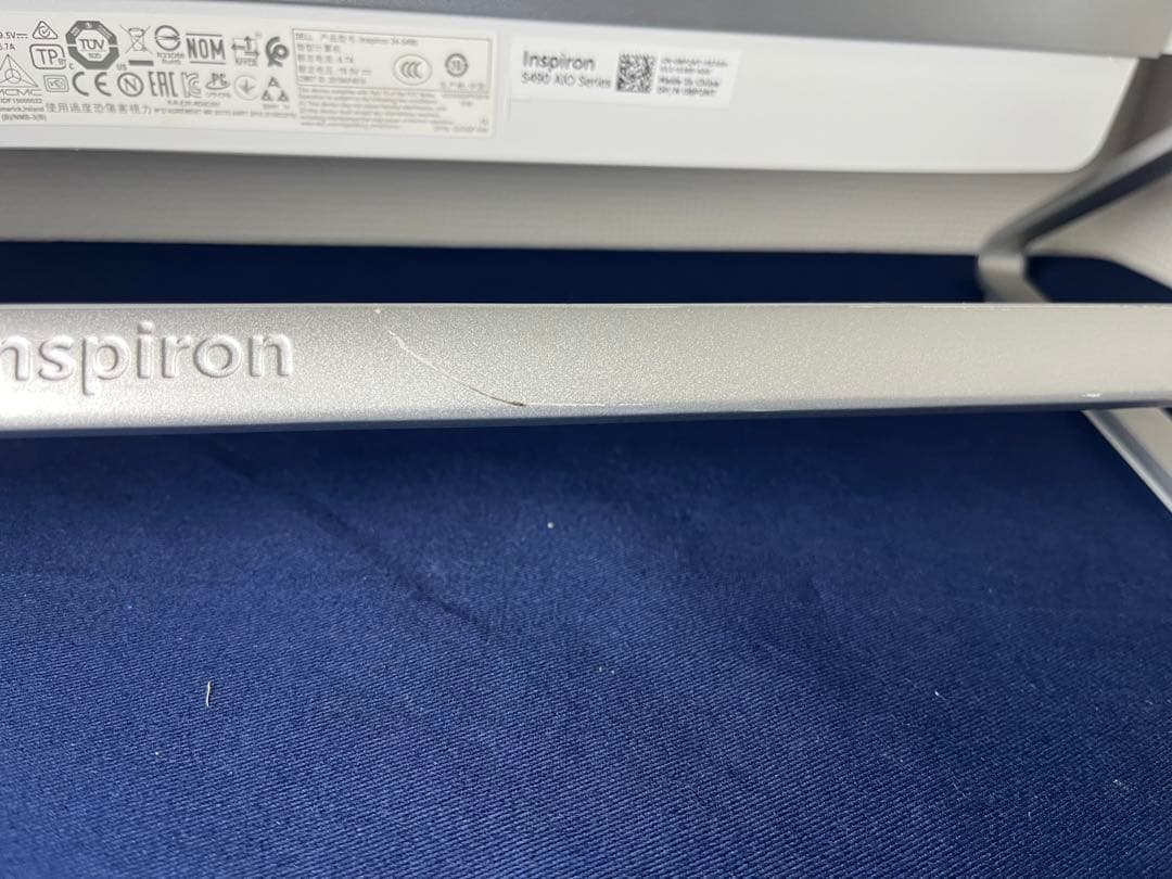 第10世代i5-10210U Dell Inspiron 24 5490 AIO