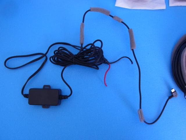 Yupiteru　Y-400di　ドライブレコーダー　前後2カメラ　ユピテル