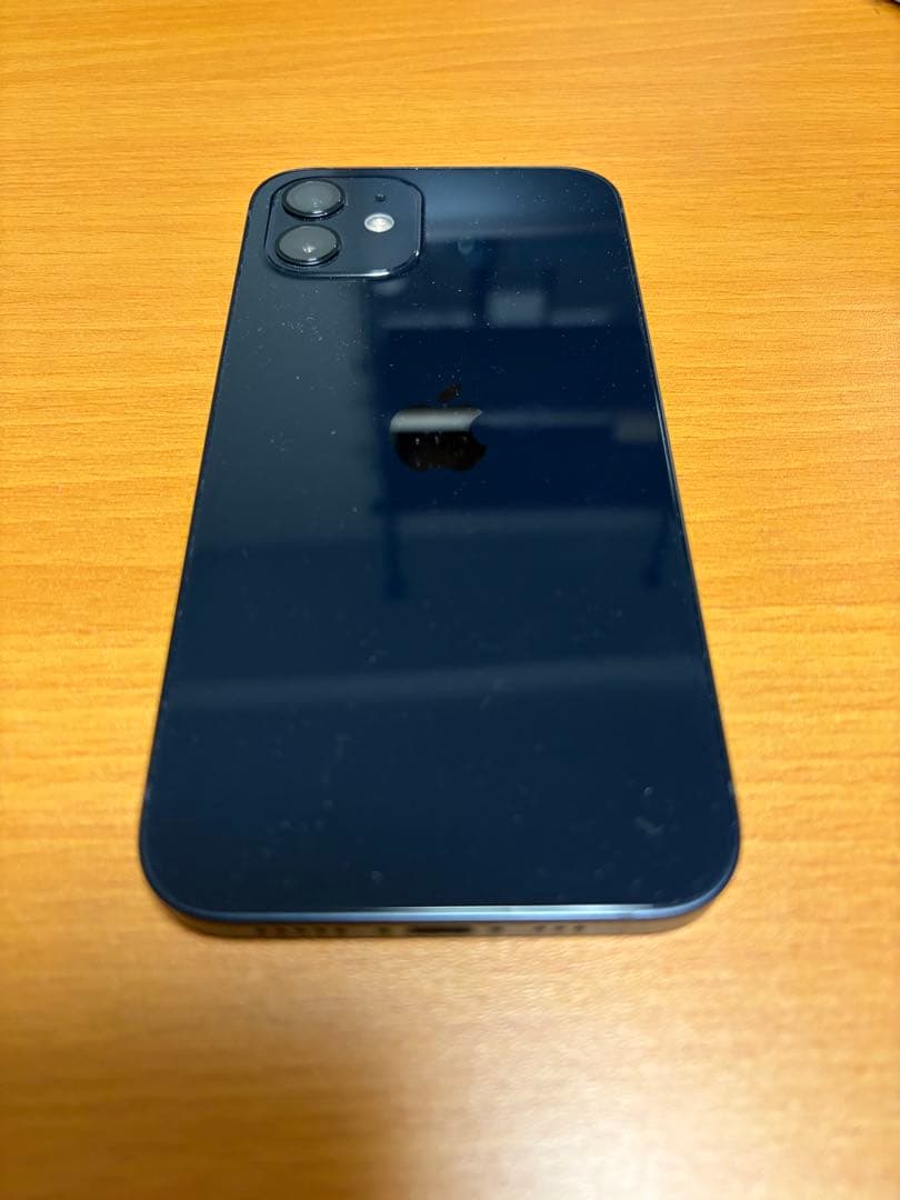 iPhone 12 64GB ブラック SIMロックなし iFaceケース付き